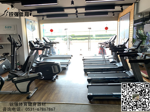 谈球吧官方网站体育旗舰店的跑步机和椭圆机