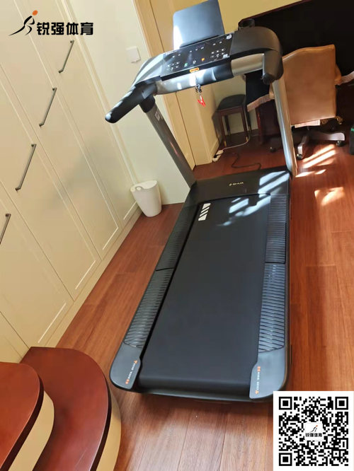 谈球吧官方网站体育济南省体旗舰店客户-跑步机T6700-T3