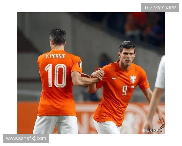 拉菲尼亚庆祝国家队首场里程碑，表现稳健助力球队未来发展